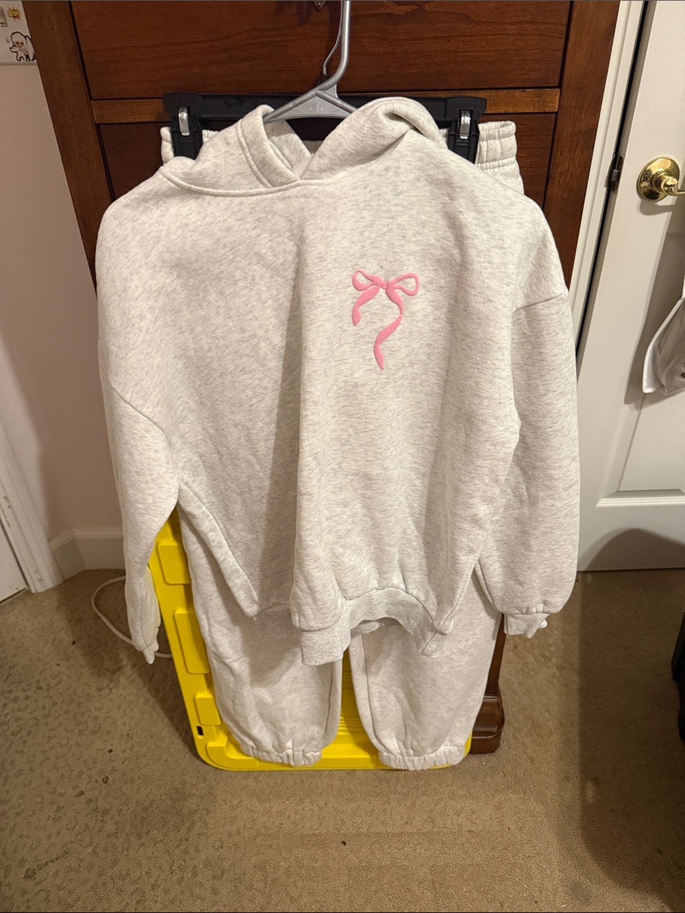 EDIKTED bow sweats set